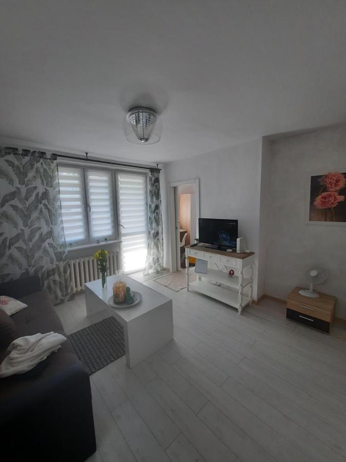바르샤바 Apartament Zorzy Przy Instytucie Kardiologii Anin 아파트 외부 사진