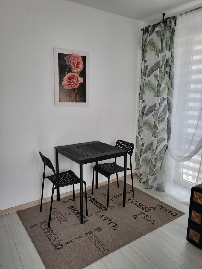 바르샤바 Apartament Zorzy Przy Instytucie Kardiologii Anin 아파트 외부 사진